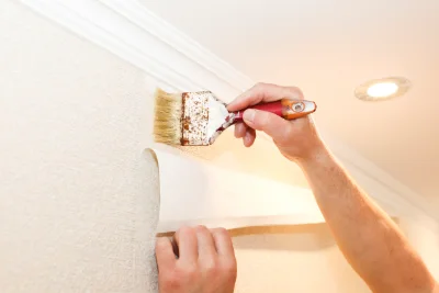 Pose de papier peint à Casaglione — revêtements muraux et toiles de verre